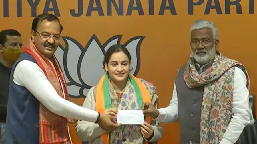 Aparna Yadav inducted in BJP by UP Deputy CM Keshav Prasad Maurya.