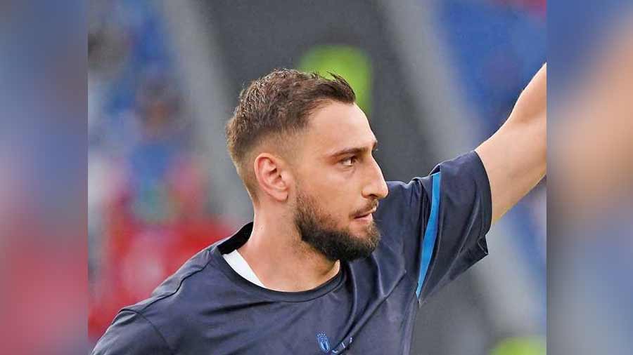 At just 22, Gianluigi Donnarumma has already become a mainstay in the Italian national team, but faces stiffer competition at club level from Keylor Navas