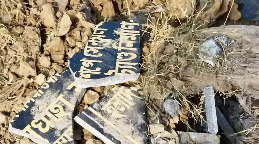Remnants of the vandalised plaque in Haldia