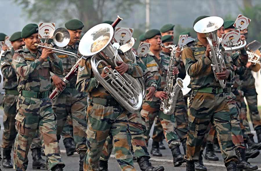 PARADE PRELUDE: Army personnel stage a dress rehearsal on Thursday, January 20 for the upcoming Republic Day parade on Red Road
