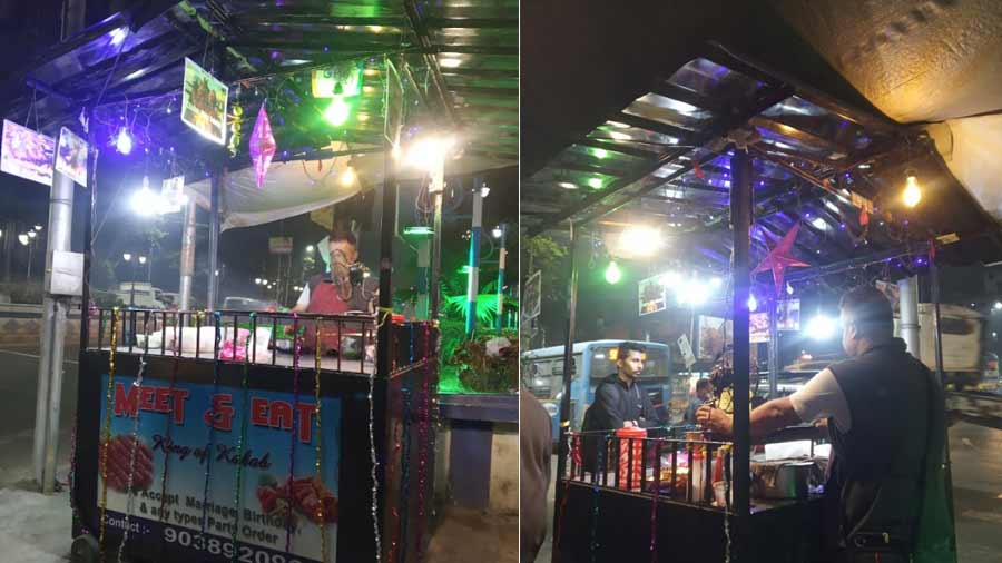 Meet & Eat stands next to Jagat Mukherjee Park in Sovabazar