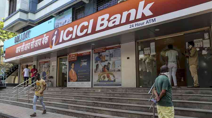 ICICI Bank’s deposits increased 13 per cent over the same period in the previous year to Rs 10,50,349 crore (Rs 9,26,224 crore) .