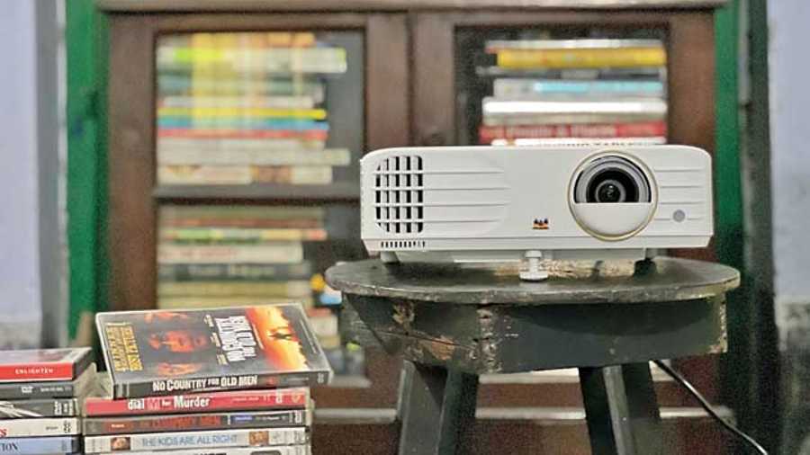 Viewsonic CPB701HD Home Cinema Projector