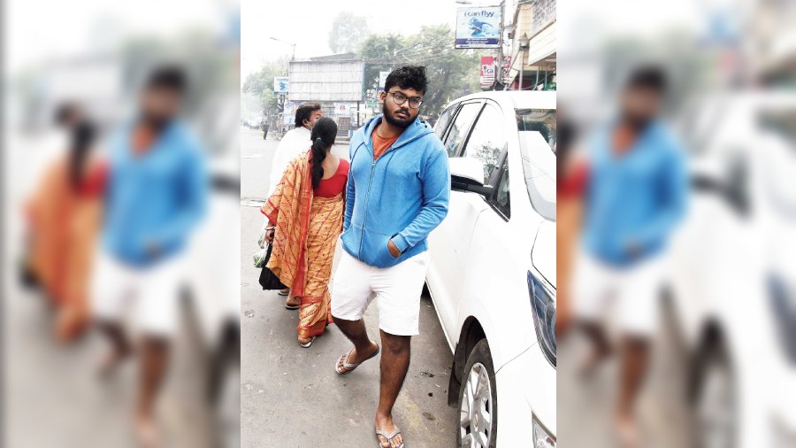“I am going to a shop close by and in a hurry  I forgot to carry the mask,” said a man on Sarat Bose Road in south Kolkata.