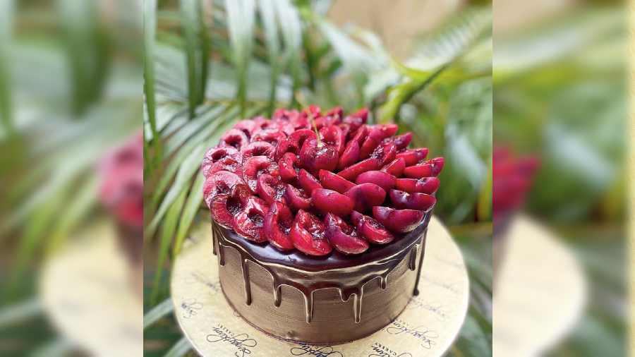 Sinful Cherry and Dark Chocolate Cake @ Sugar Plum Cakery by Kirti Bhoutika
