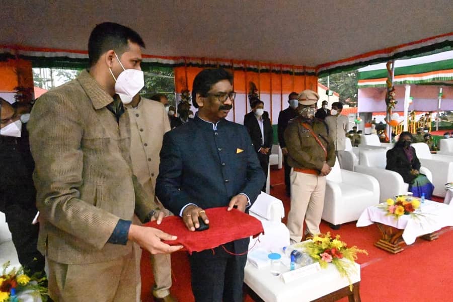 CM Hemant Soren launches petrol subsidy scheme in Dumka