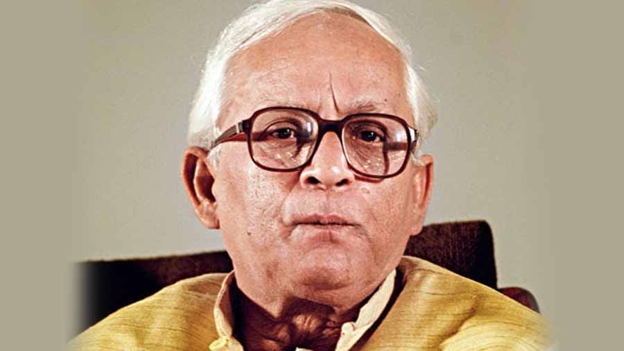 Buddhadeb Bhattacharjee’s Lal Salam award will stay with him and/or his family for 34 years before being donated to a charitable institution that condemns the free market