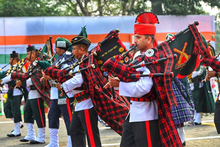 'PIPED' PATRIOTISM: An army band of the Assam regiment plays bagpipes on Red Road at the 73rd Republic Day parade on Wednesday, January 26