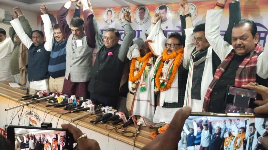 Congress | Jharkhand Cong welcomes turncoats Sukhdeo Bhagat, Pradeep ...