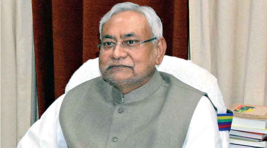 Bihar - Nitish Kumar takes oath as Bihar CM for record eighth time, throws  challenge at BJP on 2024 polls - Telegraph India