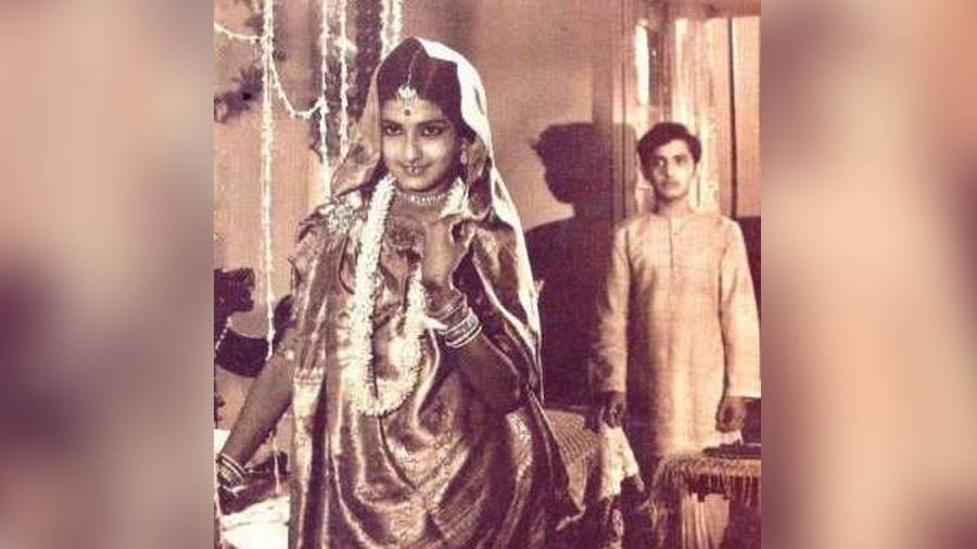 Tarum Mazumdar's 'Balika Badhu' in 1967 would always be special, since he introduced to us an actor called Moushumi Chatterjee who continues to entertain us with her vivacious on-screen presence