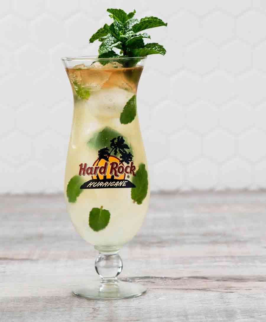 Classic Caribbean Mojito (139 calories, approx) – Hard Rock Cafe: This tropical mojito features Bacardi Superior rum, lime juice, sparkling soda and mint, topped with Bacardi Gold Floater and sprinkled with powdered sugar