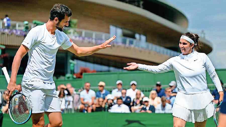 Wimbledon 2022 - Sania Mirza Two Wins From Elusive Title - Telegraph India