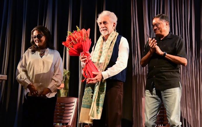 Naseeruddin Shah, Aparna Sen and Bikram Dasgupta in the stage