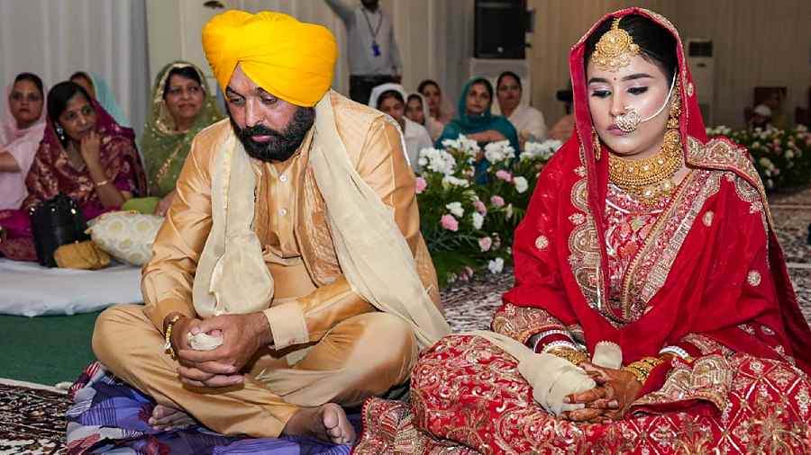 Punjab CM marries Gurpreet Kaur