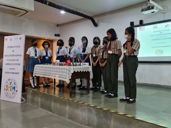 B.D.M.I. organised a STEM workshop on July 7th for young girls 