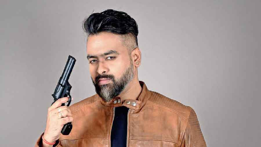 Hrishie Raj in a still from 'Rater Shohor'