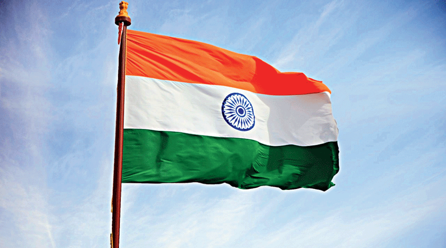 Polyester Tiranga violates spirit of freedom movement Polyester Tiranga violates spirit of freedom movement