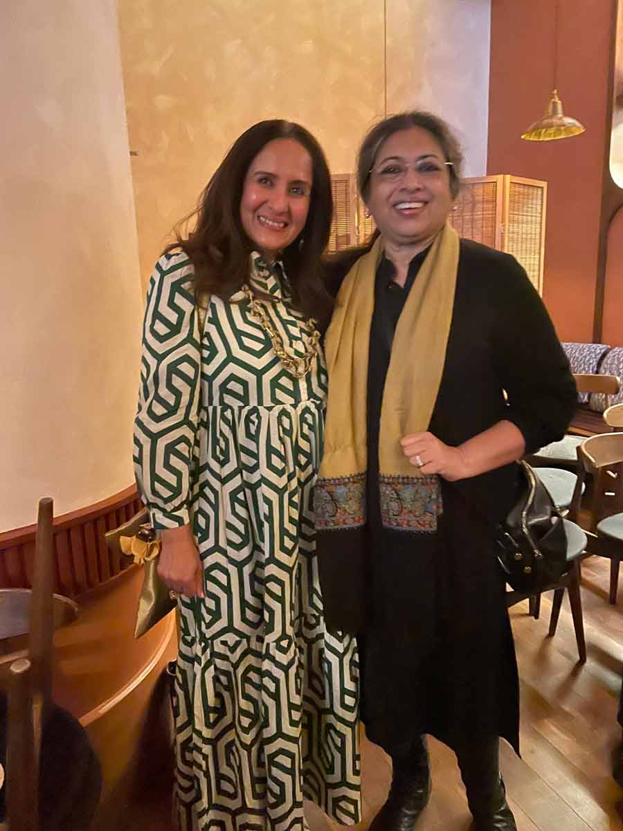 Author of children's book author and scriptwriter Nayanika Mahtani and dancer Tanusree Shankar were among those who attended the session at Asma Khan's famous London restaurant. Dutt and Khan mostly talked about the impact of the nationwide lockdown in public and personal spheres. Dutt lost her father to the deadly virus, while Khan also saw her loved ones going through the toughest phase of their lives.