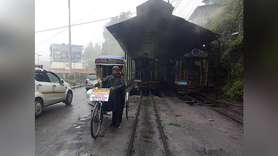 Satyen Das at Ghoom station, Darjeeling