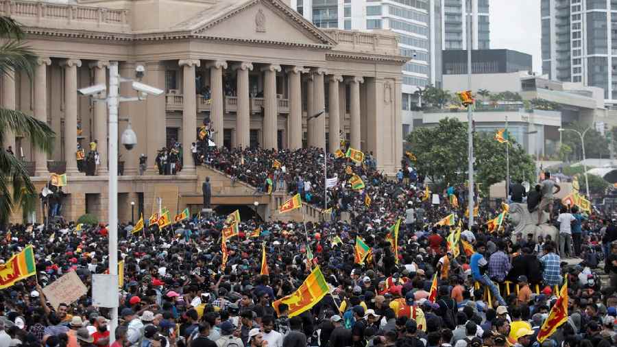 Defiant anti-government demonstrations near the Sri Lankan presidential office can go on for another week