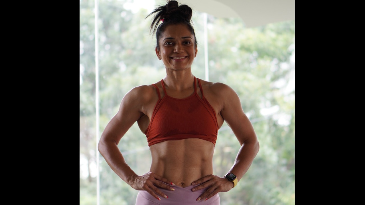 Sonali Swami is a popular personal coach and fitness enthusiast who challenges herself more each day to reach her fitness goals 
