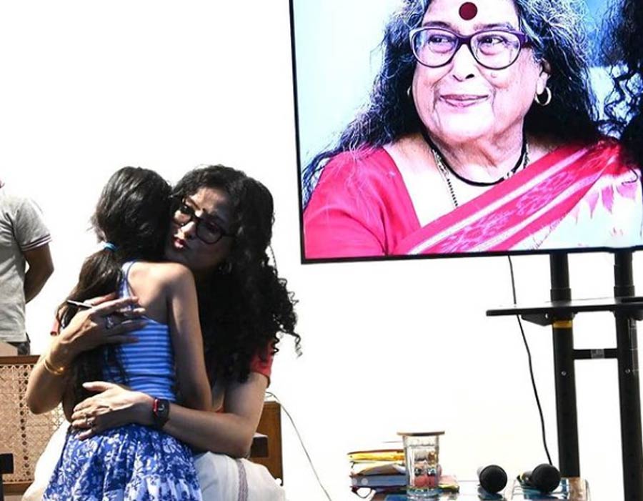 Writer, child-rights activist and actor Nandana Dev Sen at a poetry-reading session. Sen uploaded this photograph on Friday with the caption, “What a beautiful # poetry-filled evening, in my beloved #Shantiniketan! Meghla took one look at me & saw I was missing Ma. So she ran up to me & gave me a hug. And she practically held my hand so I could sign my books! She’s already great at #mothering ♥️” 