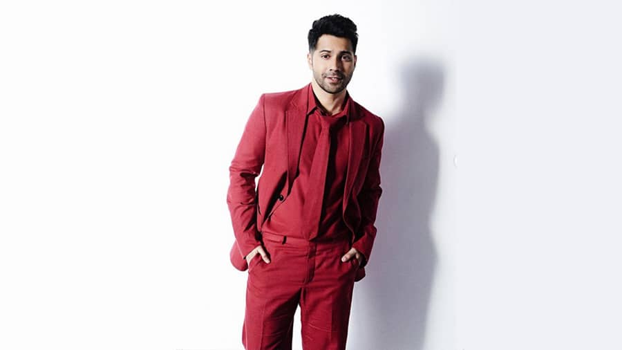 Varun Dhawan’s red hot ‘suit suit karda’ is too lit!