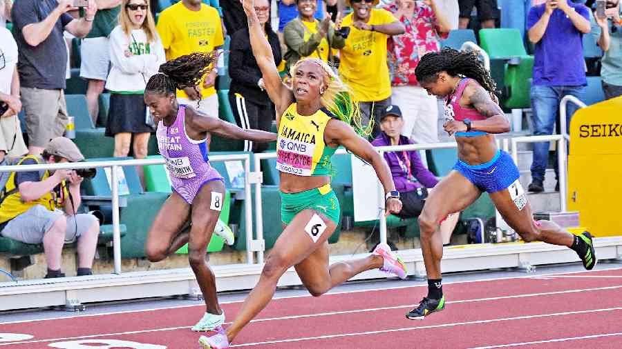 World Athletics Championships 2022: Shelly-Ann Fraser-Pryce Leads Jamaican  Sweep – In Pics