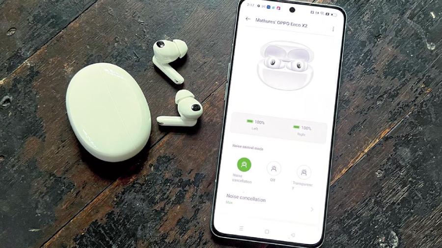 Download the HeyMelody app to get the most out of the wireless earbuds