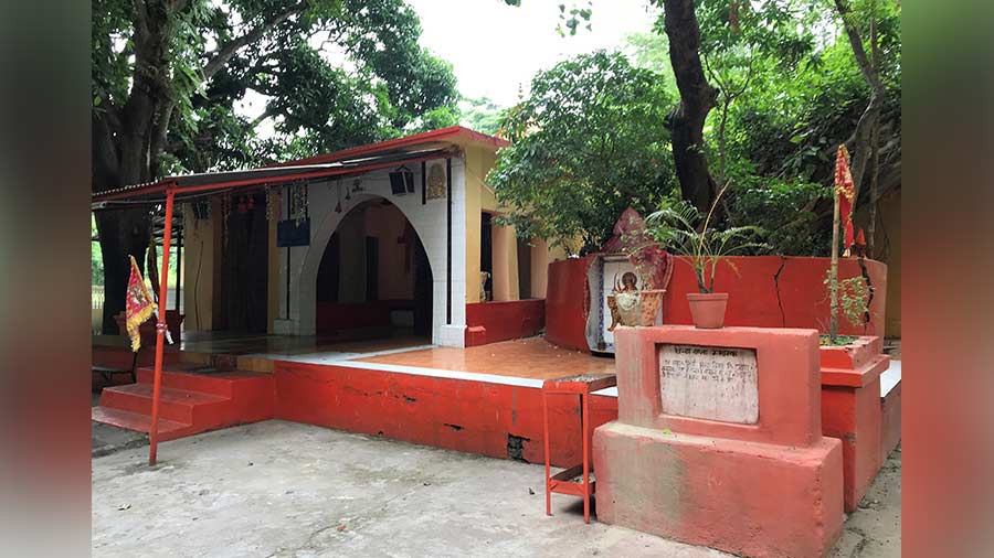 Bindee Baba Temple is at the spot where Bindee Tiwari was executed 
