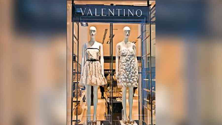 Maison Valentino | Reliance signs long-term distribution agreement with Valentino - India