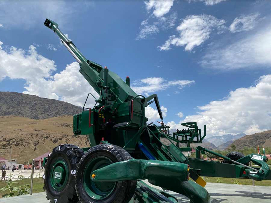 This lifesize model of a Bofors gun depicts the contribution of artillery to the Kargil War