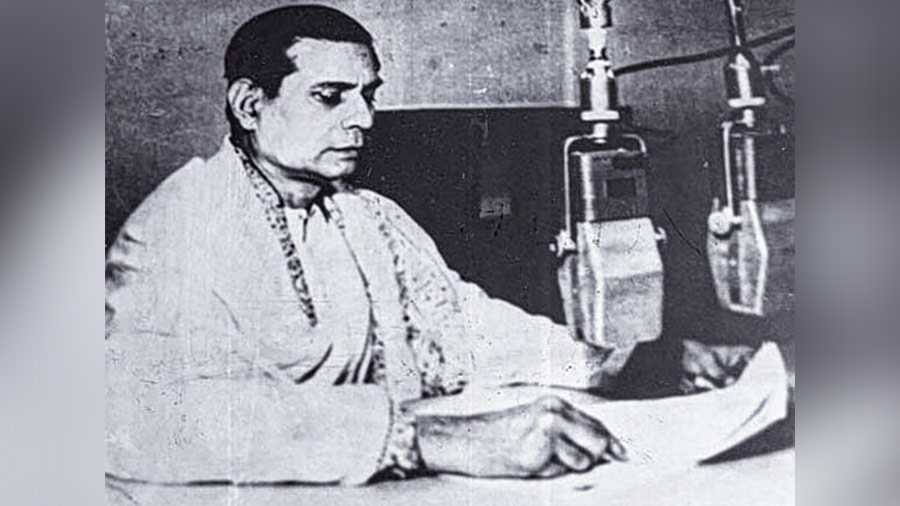 Birendra Krishna Bhadra’s voice on the radio is still a must for Bengalis come Mahalaya