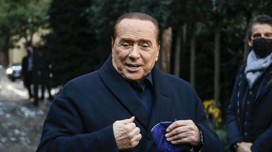 Silvio Berlusconi chastises Mario Draghi for being “too efficient and scandal-free to govern Italy”