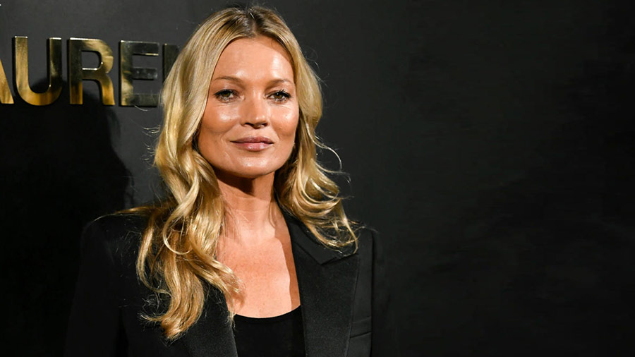 British tabloids reprint pictures of Kate Moss from the ’90s in order to “liberate Moss from the male gaze and reimagine her in the context of open vulnerability”   
