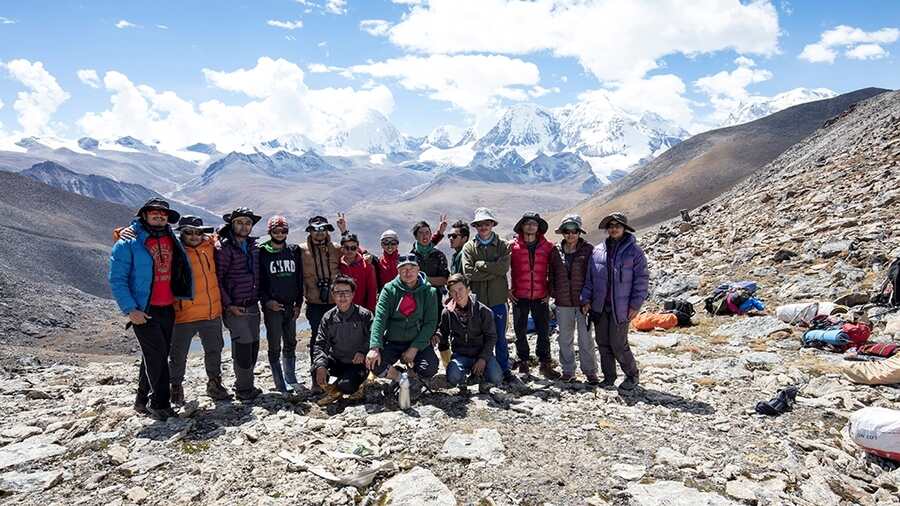 Team Dream Wanderlust at Gora Lungnak La, north Sikkim