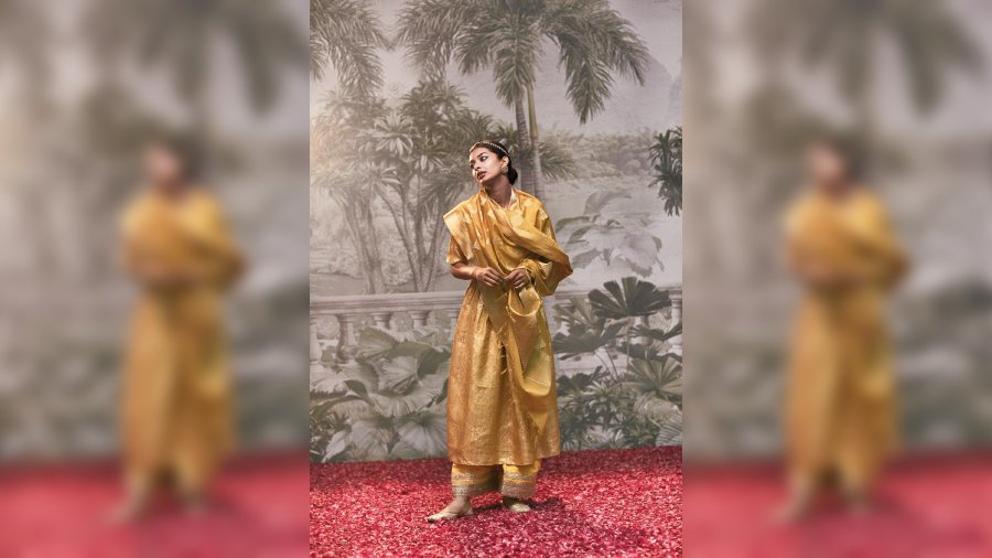The richness of ochre and classiness of silk brocade have come together in this outfit. “This piece is right from my mother’s sandook to yours! This one spells unparalleled elegance and timeless beauty  like no other,” said the designer. A classic Chanderi dupatta comes along with it.