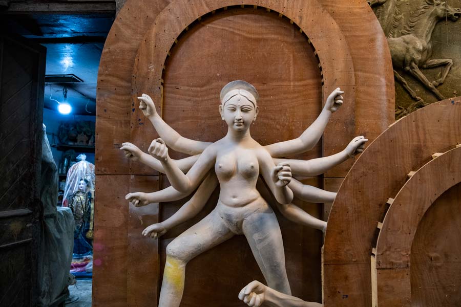 There may be months to go for Durga Puja, but there is a unique bustle about Kumartuli. Contrary to what many might think, work on Durga idols begins from January itself. These early idols often take close to two months to prepare, and are made for puja committees abroad