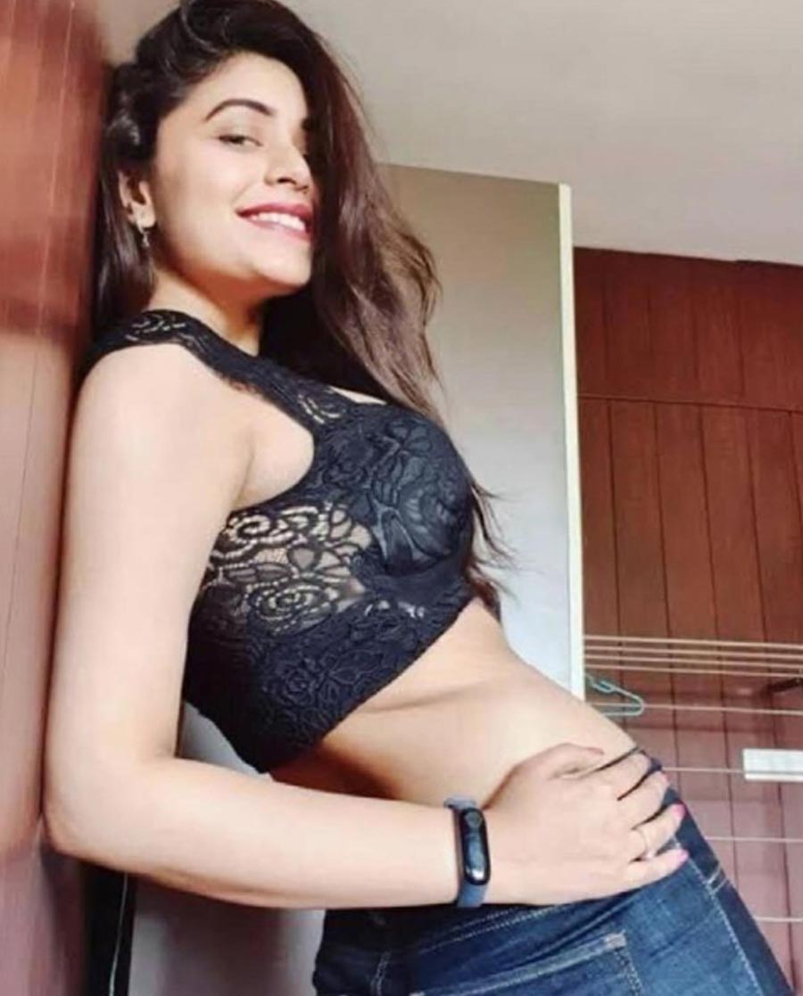 Ritabhari Chakraborty: Ritabhari’s lace number is weekend-ready! A slinky lace crop top like this can also be repurposed as a blouse. But if you’re styling it for a low-key brunch date, layer it with some dungarees!