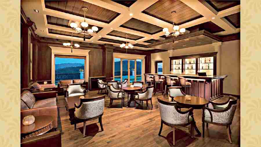 Swizzle, the cosy bar at the property