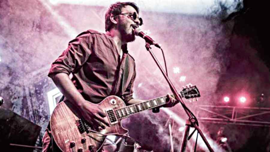 Guitarist Adil Rashid