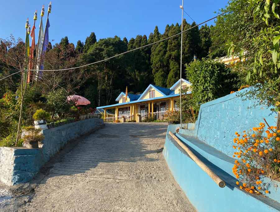 The Gurung Homestay, the oldest in the village, stands pretty at the point where Tinchuley ends and the sought-after mountain trail begins