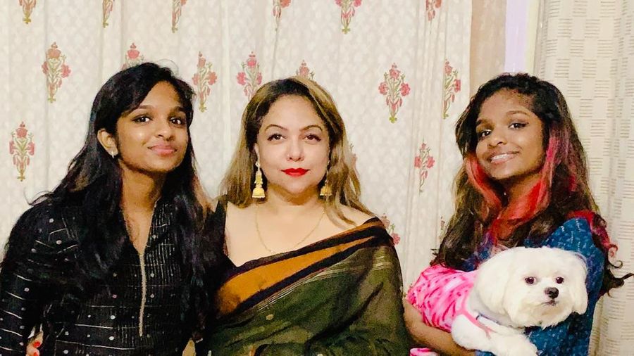 Rumki with her twins, Rupa and Shona Basu