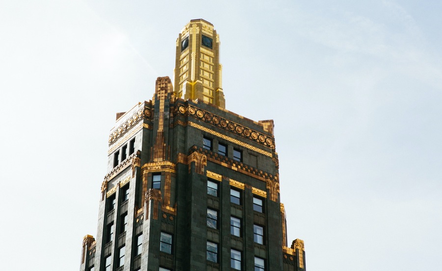 Chicago’s Carbide and Carbon Building, now the home of the Hard Rock Hotel, is an example of luxurious art deco architecture
