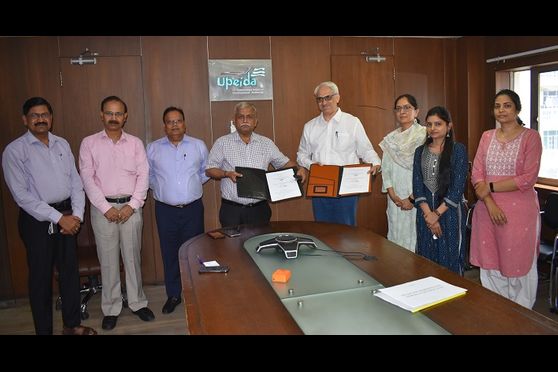 Delegates of UPEIDA and IIT Kanpur at the MoU signing ceremony.
