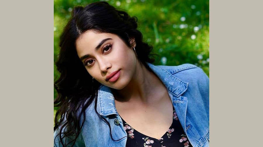 Captioned “we’re after the same rainbows end” and looking like a painting, Janhvi Kapoor set the internet ablaze with her recent vacay pics.