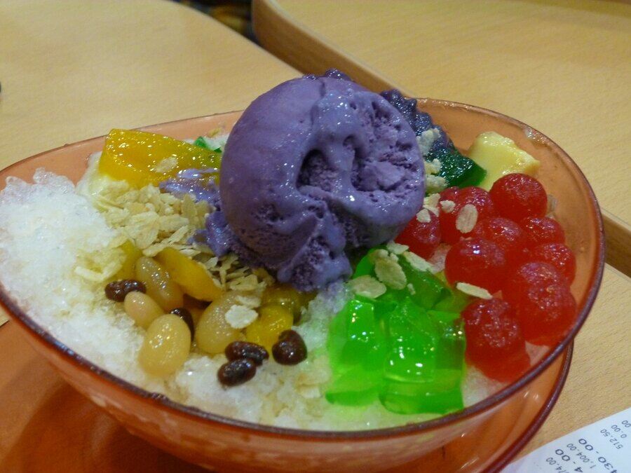 Another well-known offering of the islands is the icy halo halo. Desserts with shaved ice and jelly toppings find a place throughout southeast Asia and the Philippines is no different. Shaved or crushed ice is topped with sweetened coconut milk or evaporated milk and other things including sweet red beans, jellies, candies made from ube (purple yam) and even bite-sized leche flan pieces. 