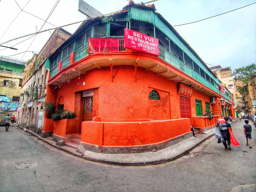 The 114-year-old building that now houses the Sei Vui restaurant on Black Burn Lane in Tiretta Bazar used to be a dormitory for people who came from China looking for work in erstwhile Calcutta.