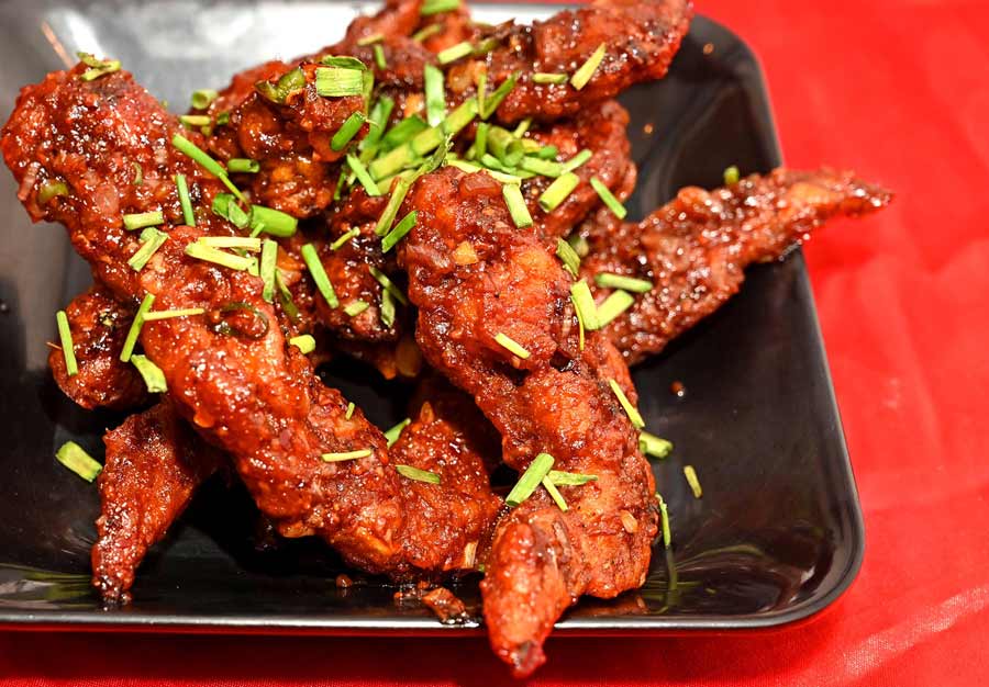 A sumptuous platter of Kai Chee Wing Chicken definitely won’t burn a hole in your pocket but will leave your tummy smiling! This delicacy would pinch your pocket for Rs 250
